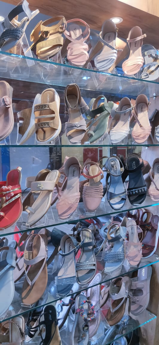 SHOE PLANET EDAKKARA