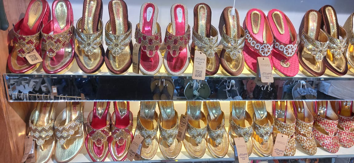 SHOE PLANET EDAKKARA